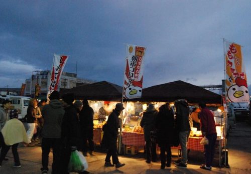 館鼻岸壁朝市は3月18日（日）から